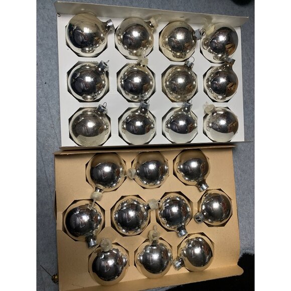 Vintage Pyramid Decorative Silver Glass Christmas Ornaments Set Of 24 - Picture 3 of 6